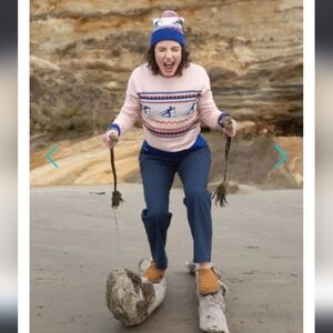 NWT, Kavu, Hillrose Sweater Apres Ski, Peach/Blue, Size Medium, MSRP $85